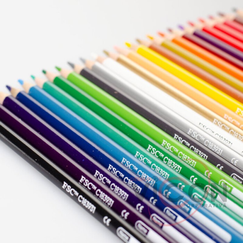 Creioane color Kores 24 culori, (triunghiulare/+ascutitoare)